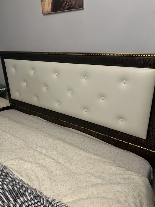 Продам спальню в отличном состоянии