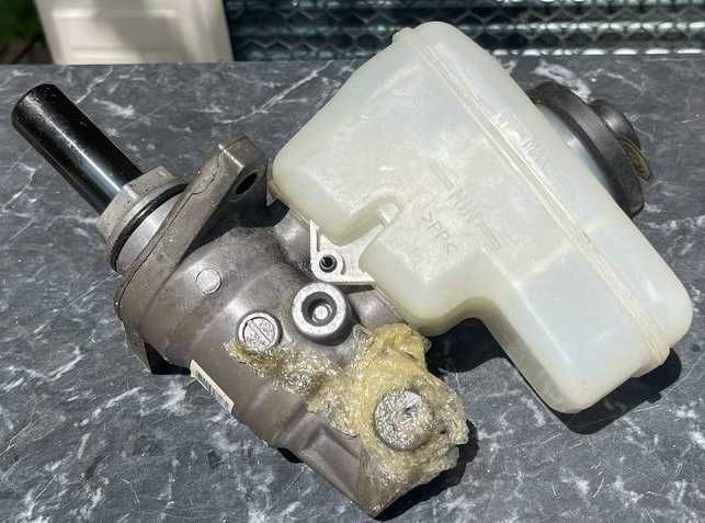 главный тормозной цилиндр тойота камри / лексус toyota camry / lexus