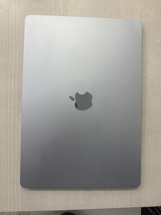 Macbook Air 15,3 M4 16/256