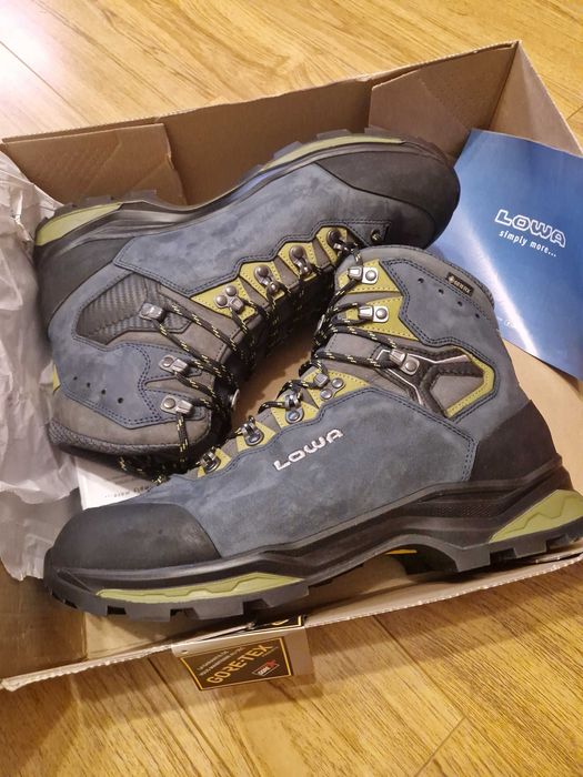 Ghete, bocanci Lowa Goretex,munte,vanatoare, mas 45-46 Made in Germany