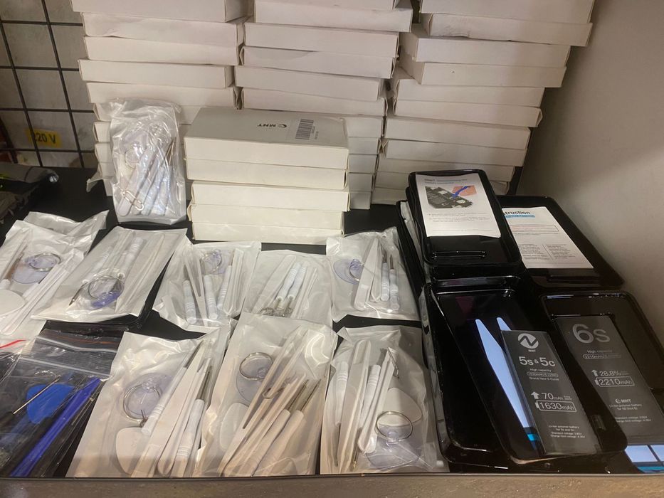 Bateri laptop telefoane 30 ron angro noi