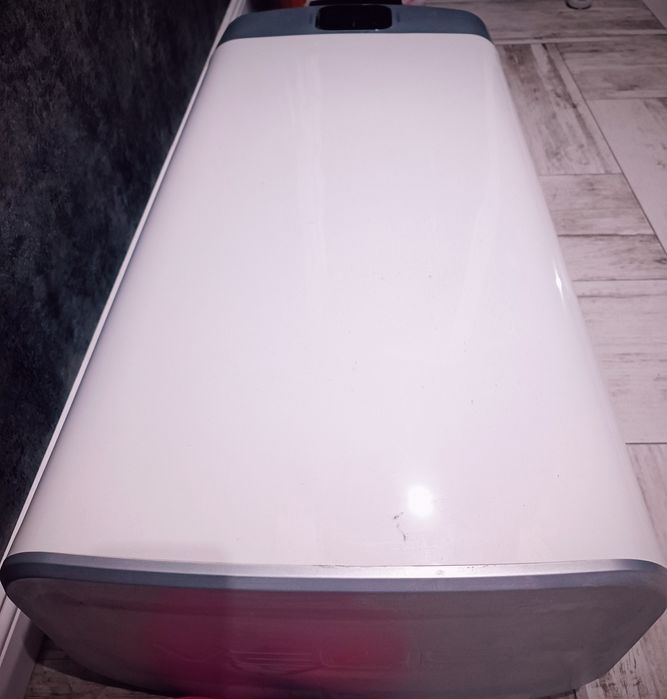 Бойлер Ariston Velis Evo 80l протекъл
