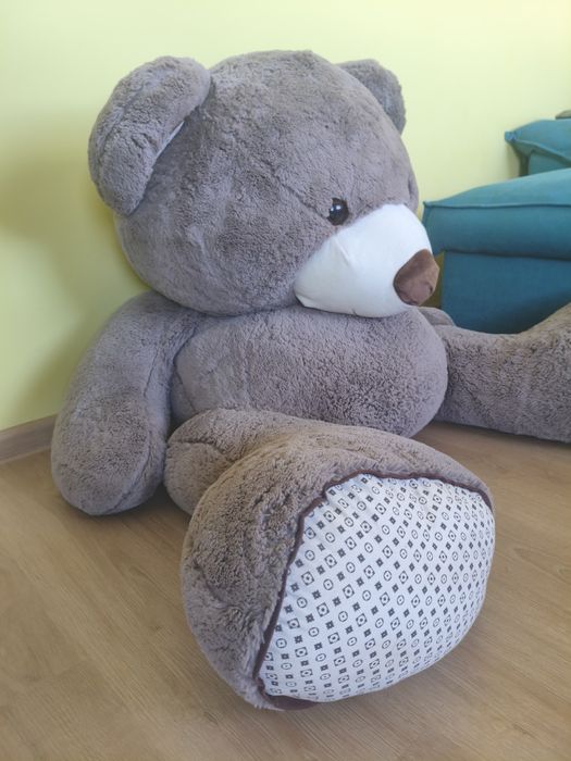 Огромен плюшен мечок