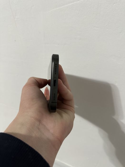 IPHONE XR В Корпусе Iphone 16 pro