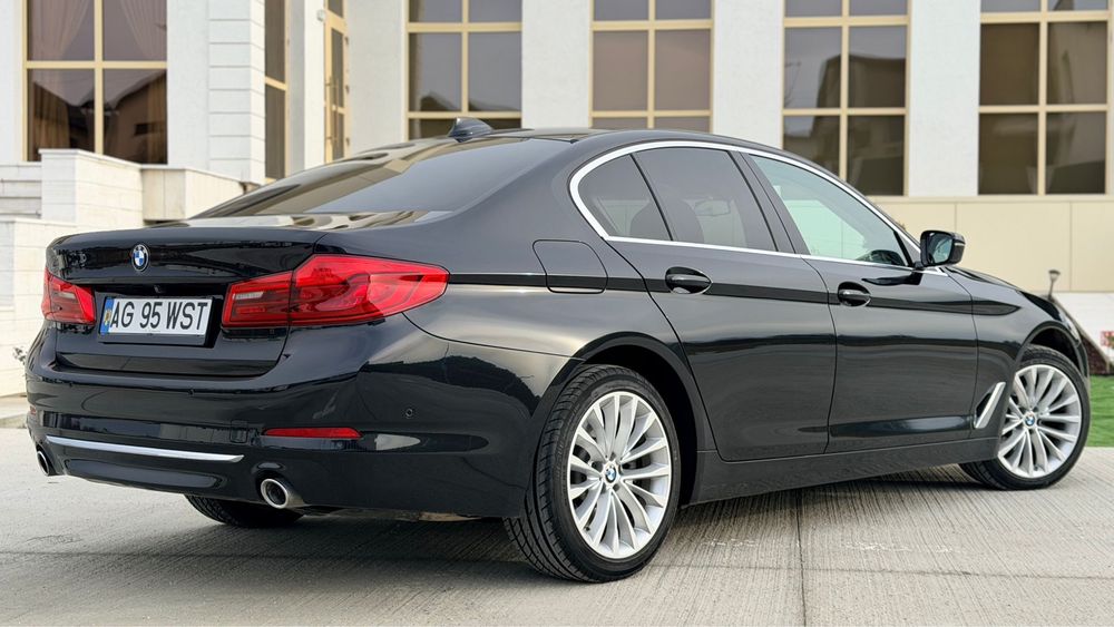 BMW 5 Series 2020 — imagine 4
