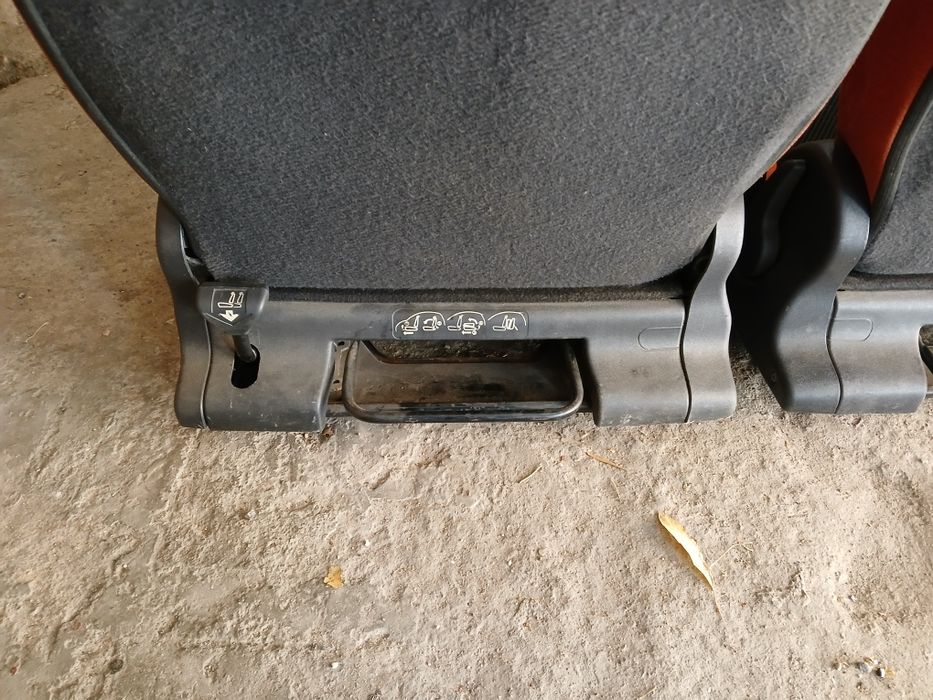 Citroen c2 задни седалки