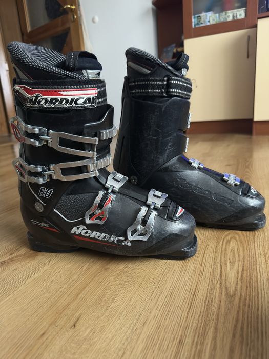 Ски обувки Nordika