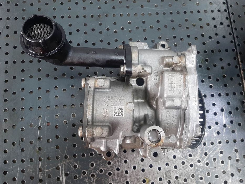 Pompa ulei audi a3 8v vw golf 7 seat leon skoda octavia 3 1.6 tdi cxx 04l145305