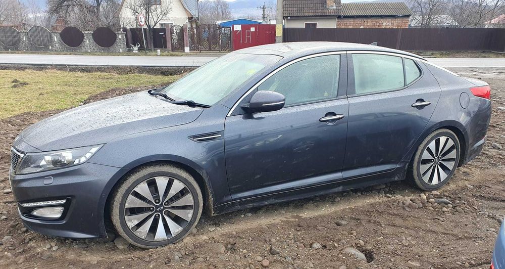 Dezmembrez Kia Optima III 1.7CRDI 2012
