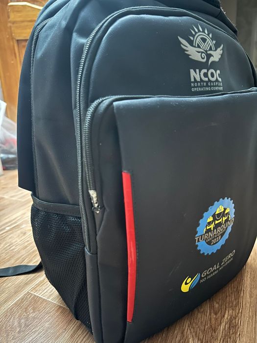 Фирменный рюкзак бу