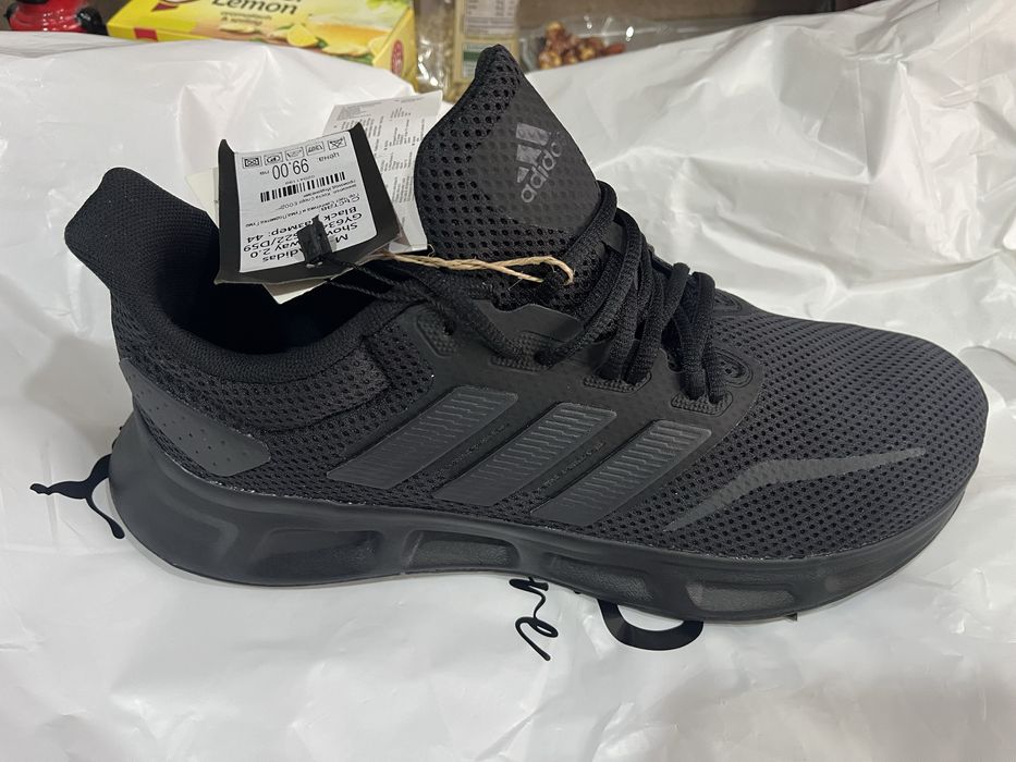 Маратонки Адидас