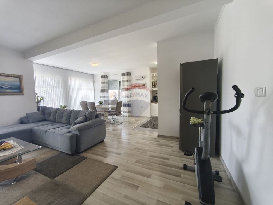 Продава се Къща в с. Соколово, Област Добрич - 146 кв.м за 1679 €/кв.м - Снимка #8