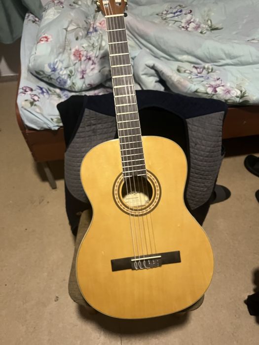 Классикалық Гитара сатылады. Adasio