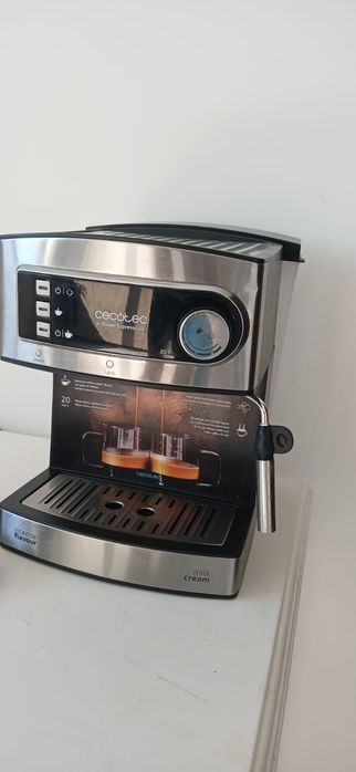 Aparat de cafea Cecotec