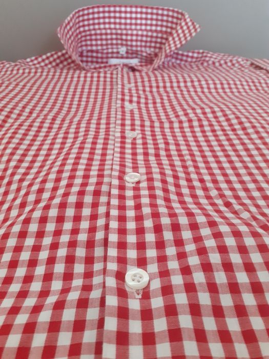 3Camasi în carouri:rosu,albastru,mov