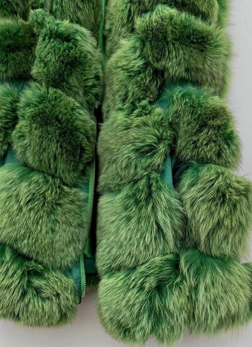 Естествен косъм от лисица и естесвена кожа уникален дамски елек М/Л ра