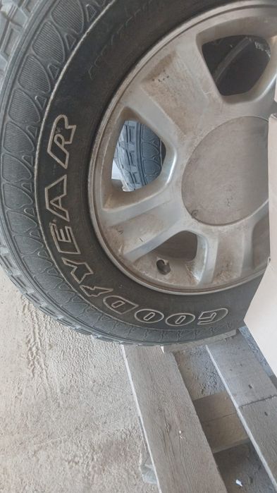 Продам Титанки размер 16