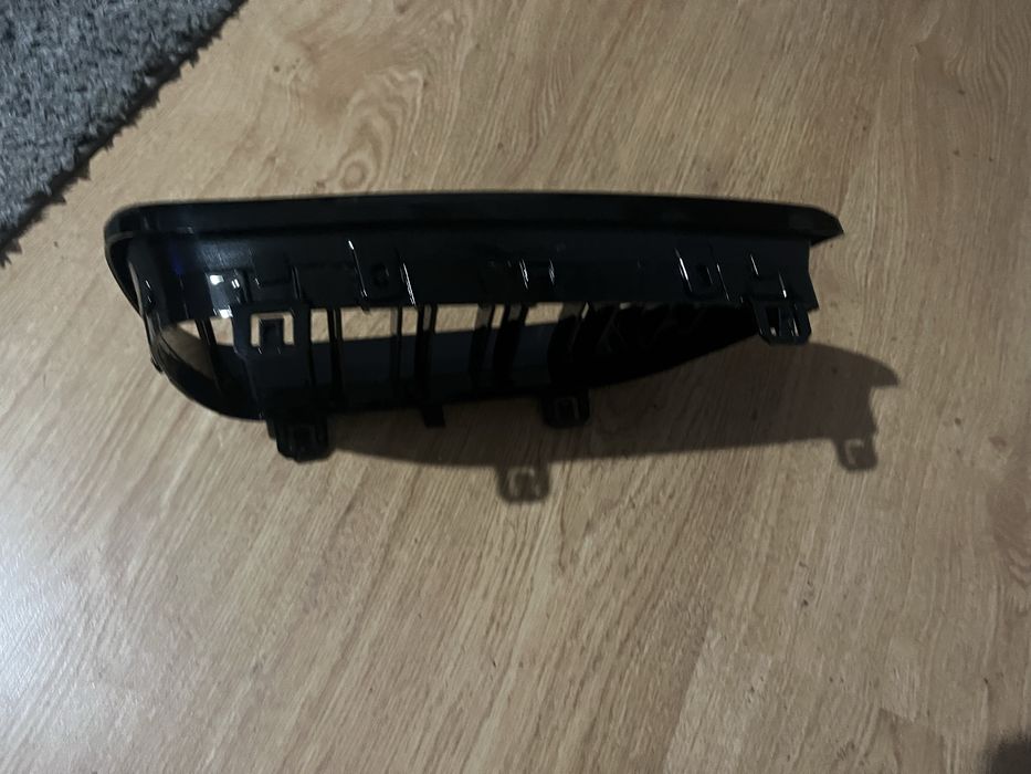 Grile bmw seria 1 E87