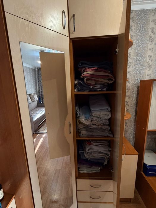 Продам шкаф в хорошем состоянии
