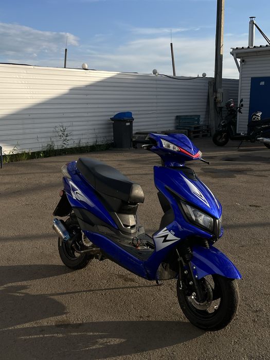 Продам скутер м8 150сс