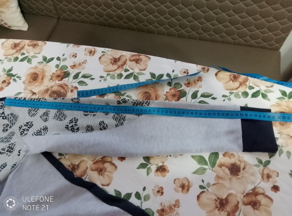 Costum de sport pentru femei