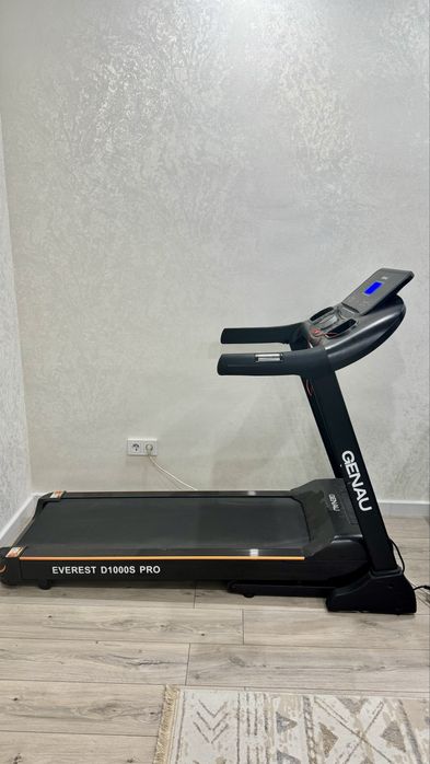 Беговая дорожка GENAU профессиональная