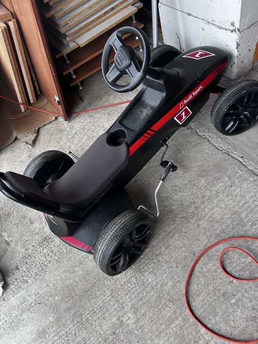 Masinuta Audi de copii cu pedale