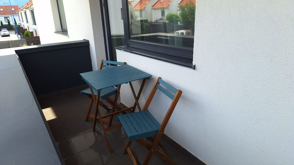 Garsonieră modernă la etajul 1 cu balcon | Mobilată și utilată complet | Zonă rezidențială
