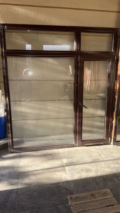Продается дверь и окна б/у в хорошем состоянии