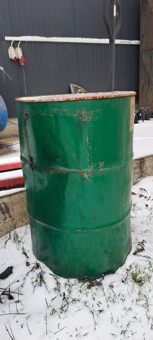 Ulei uzat la butoi de 200l