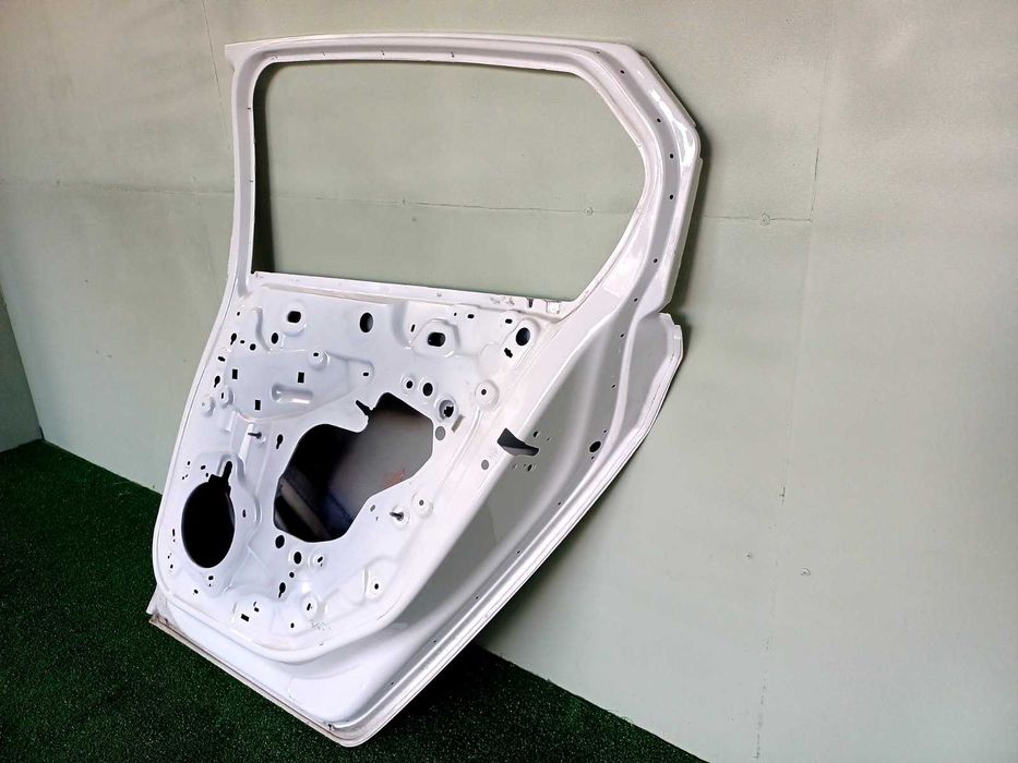 врата задна дясна Opel Astra L 2021-2025 г. #1010V