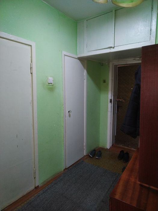 Срооочно продаётца 2х-комнотная квартира в хорошим состоянии.