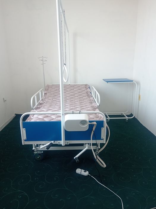 Кроват медицинский