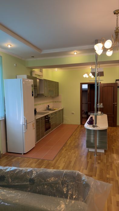 Кухонный гарнитур с техникой