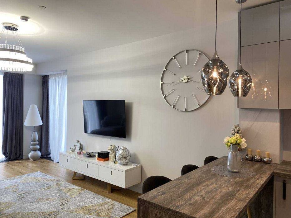 Цум метро Косманавтов! Сдаётся евродвушка премиум класса в центре!