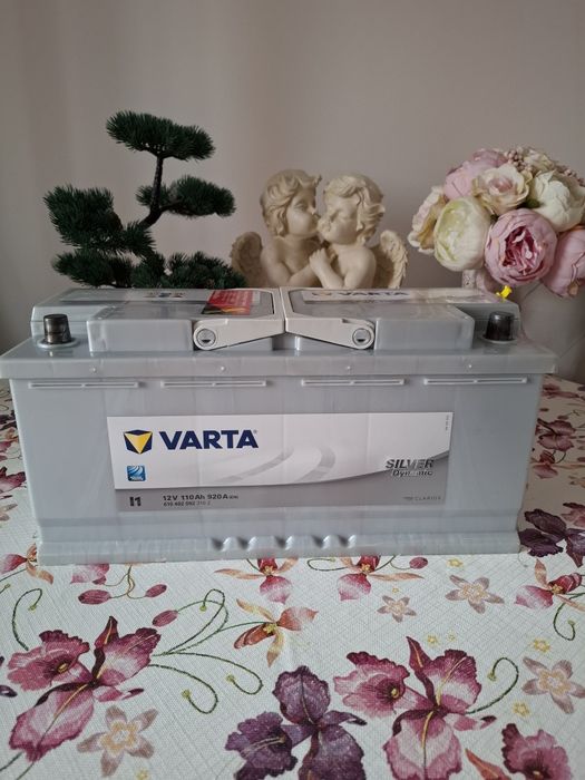 Vând baterie VARTA SILVER Dynamic 12 v 110 Ah 920 A