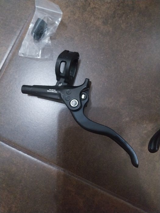 Manete Frana Shimano BL-M4100 dreapta -stanga,