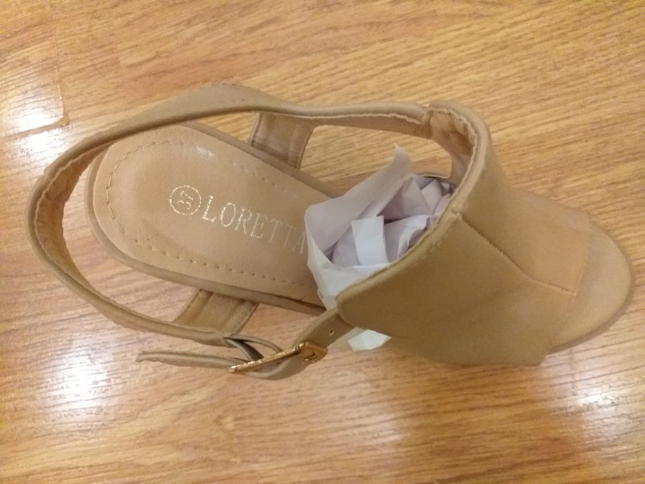 Продам новые туфли и босоножки