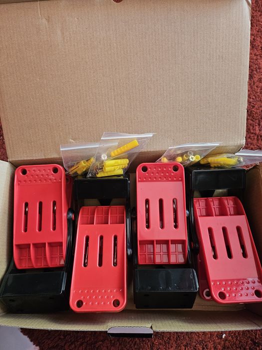 Щипки за стелки за автомивка на самообслужване