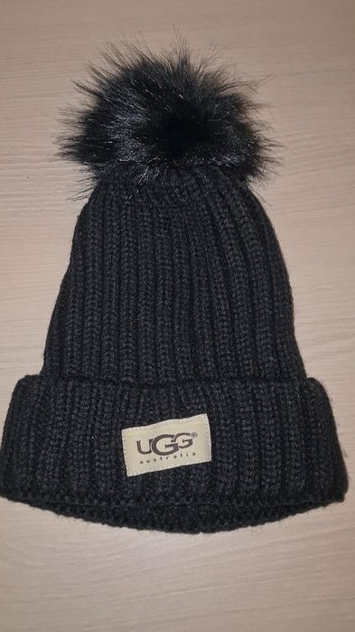 Căciulă UGG Australia Knit, Negru