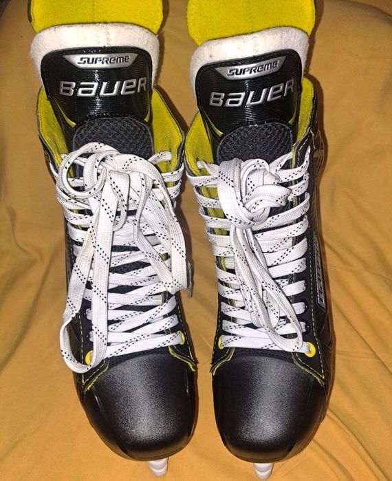 Коньки хоккейные