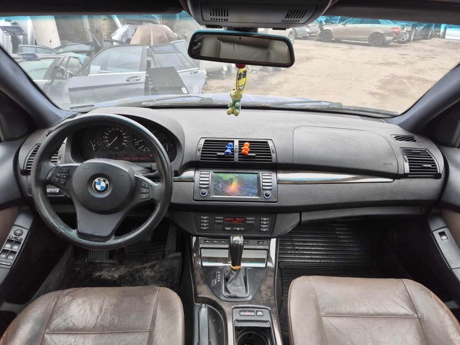 BMW X5 E53 4.4i 320кс Face ксенон стъклопакет теглич автоматик НА ЧАСТ