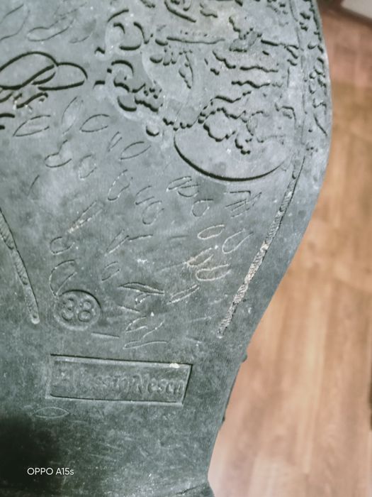 Продам женскую обувь,38размер