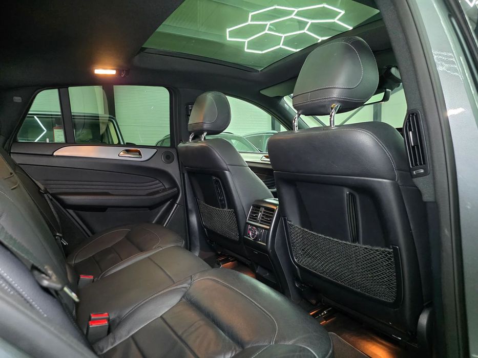 Mercedes-Benz GLE Unic proprietar/Panoramic/Ventilatie/Keyless/Service complet