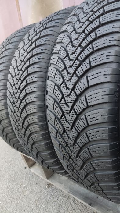 4бр. зимни гуми 195/65/15 Falken Euro winter 
dot21
7+mm
Много добро с