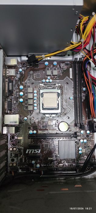 Страхотен компютър за Офис , или нормална работа с филми и Youtube 1151 Intel G4600 , 8GB RAM , 200GB SSD intel