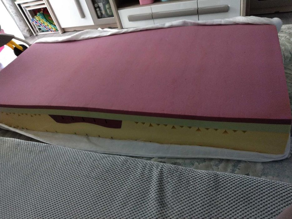 Saltea burete cu spuma memorie