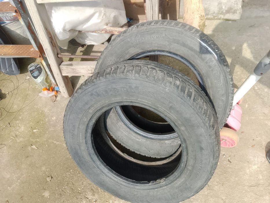 Зимние шины 13 в хорошем состоянии