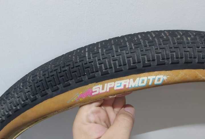 Anvelopa bicicleta Super Moto 26" balon 2.20 + o camera cadou