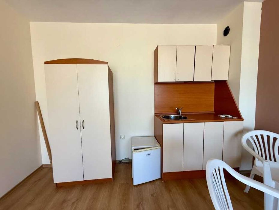 Продава се Двустаен апартамент в к.к. Слънчев бряг - 67 кв.м за 682 €/кв.м - Снимка #3